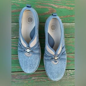 Bzees Niche Slip On Flats Loafers Comfort Shoe Washed Denim Womens Sz 7.5 M